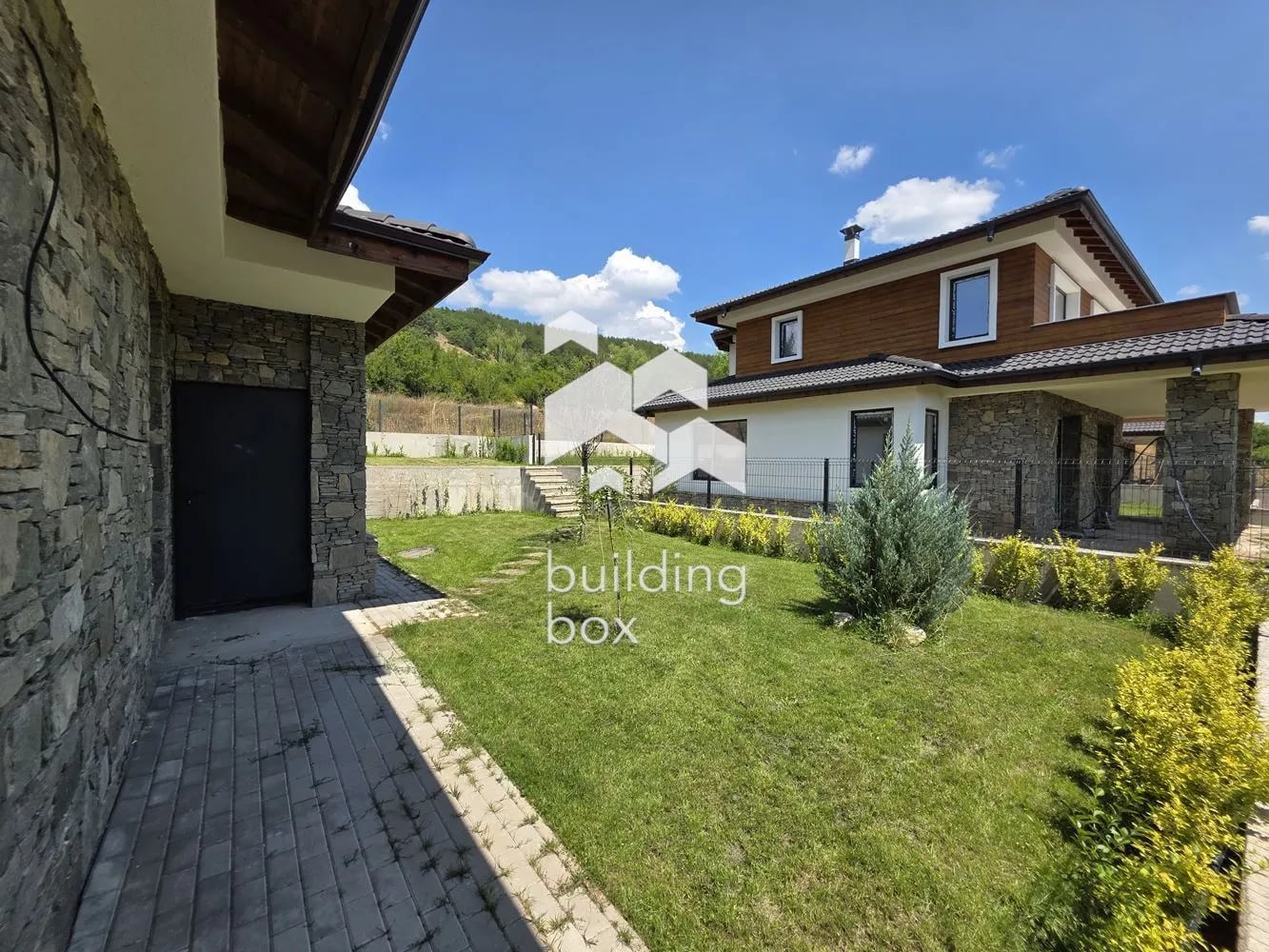 House in Lyulin village, Pernik